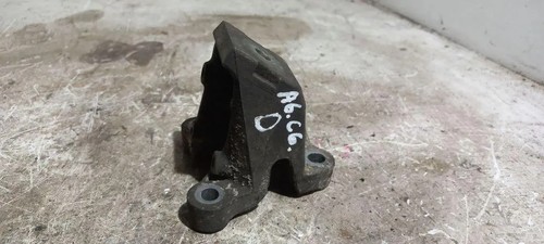 AUDI A6 4A2, C8 Getriebehalter 2.98 Diesel 2006 31437905