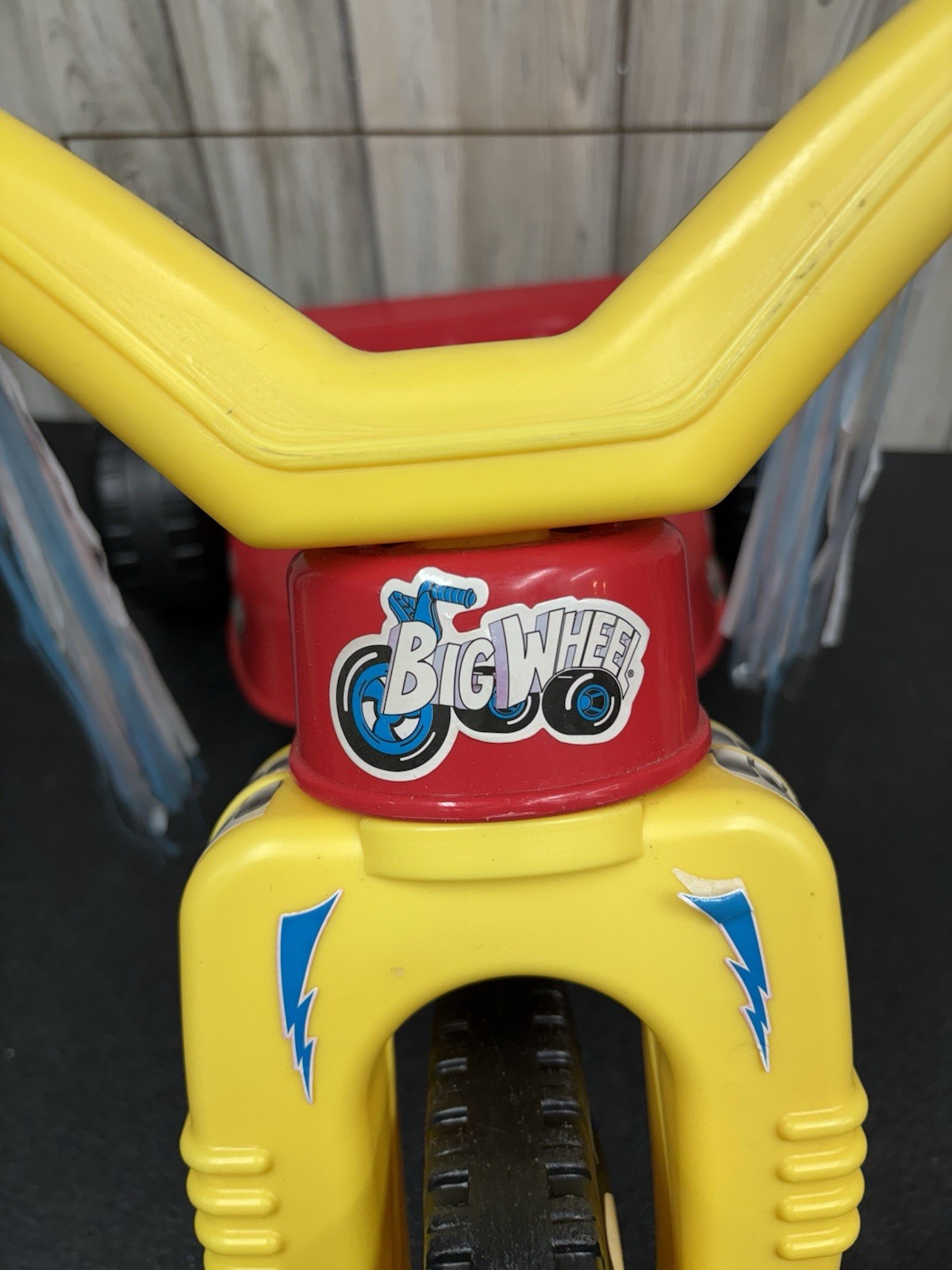 Big Wheel The Original By Schilling 22305 W/ Streamers