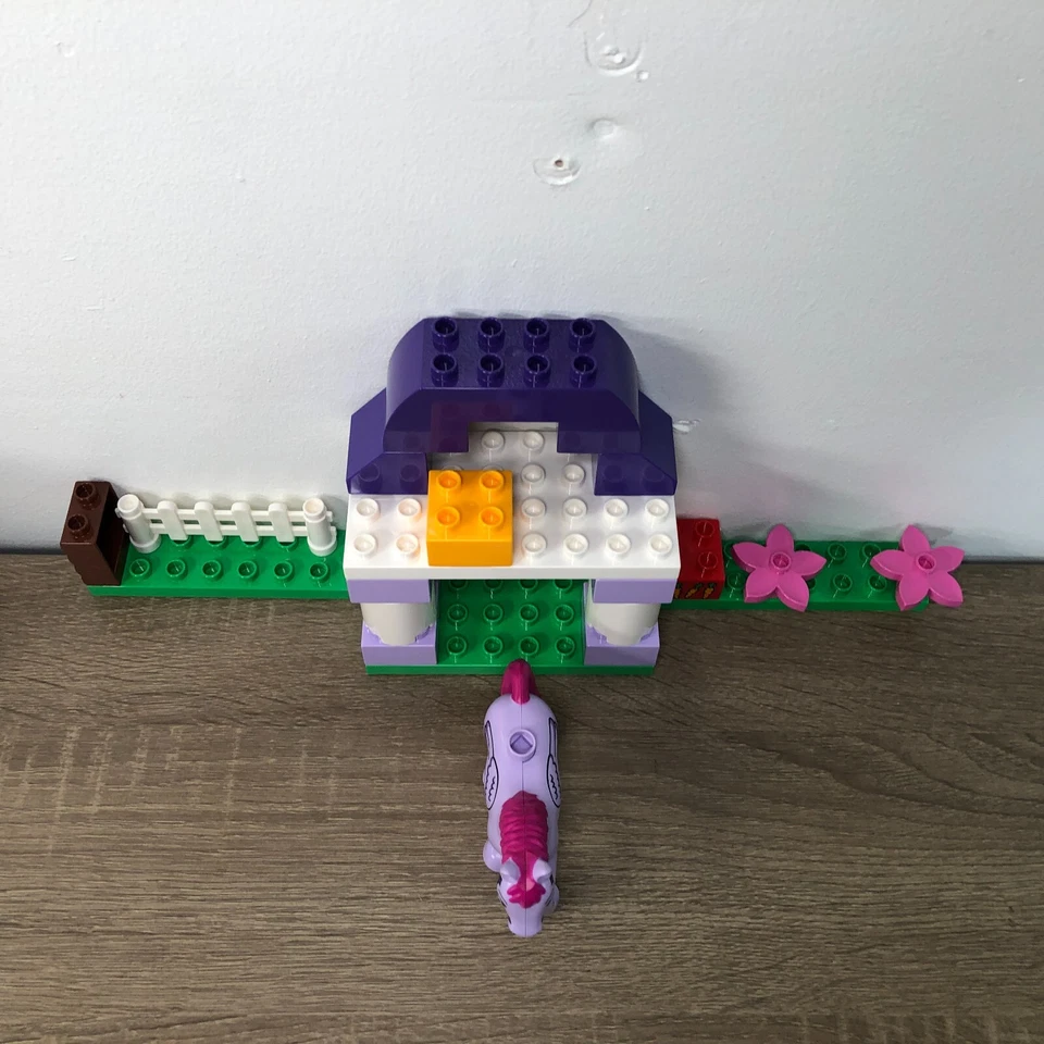 Lego Duplo Disney Sofia The First Royal Stable Replacement Parts Incomplete 21 - Image 2 of 4