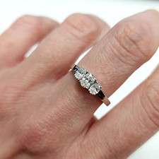 14Kt White Gold 3 Stone Oval Cut 0.50Ctw F-G SI1-SI2 Diamond Engagement Ring