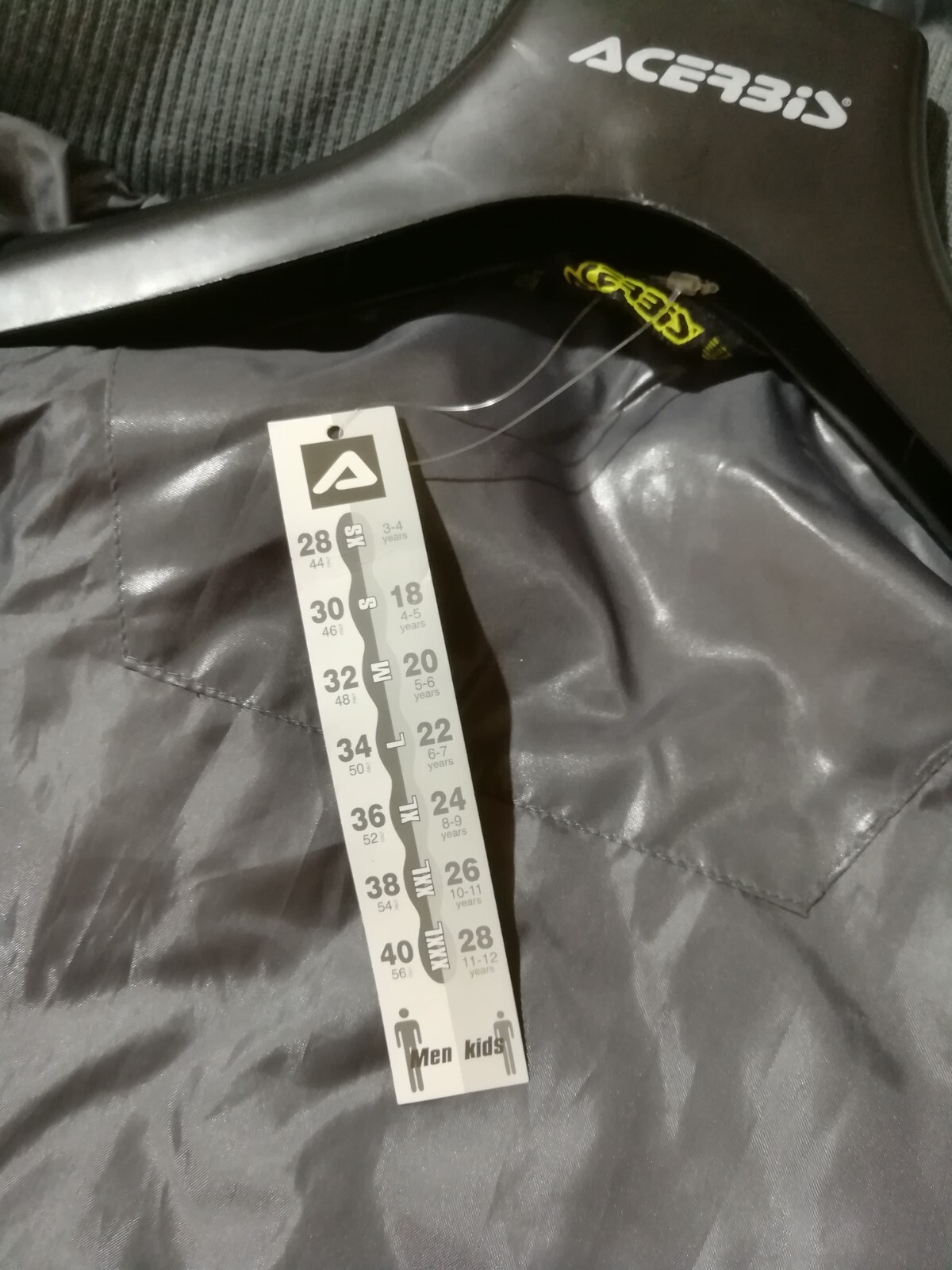 Foto 6 di 21