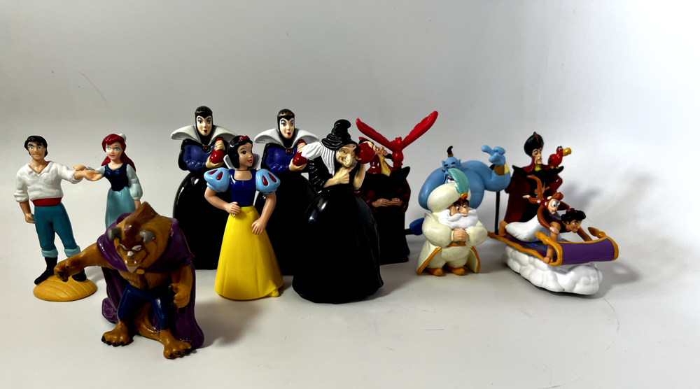 Lot Of 12 Aladdin, Beauty Beast, Snow White Toys Figures Figurines Cake Toppers