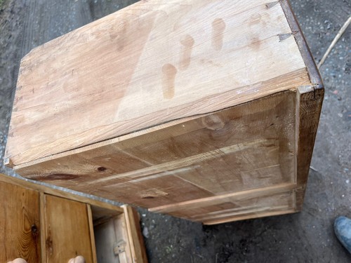 Victorian Pine Chest of Drawers / Vintage Pine Chest / Rustic Pine Chest - Picture 14 of 14