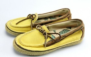 yellow sperry shoes