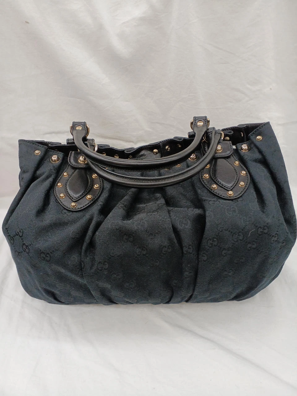 Sac à main GUCCI GG toile cloutée motif 206719 