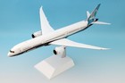 JC Wings Boeing 787-10 Dreamliner N528ZC Corporate House Colors 1/200, JC2BOE150 — photo 8