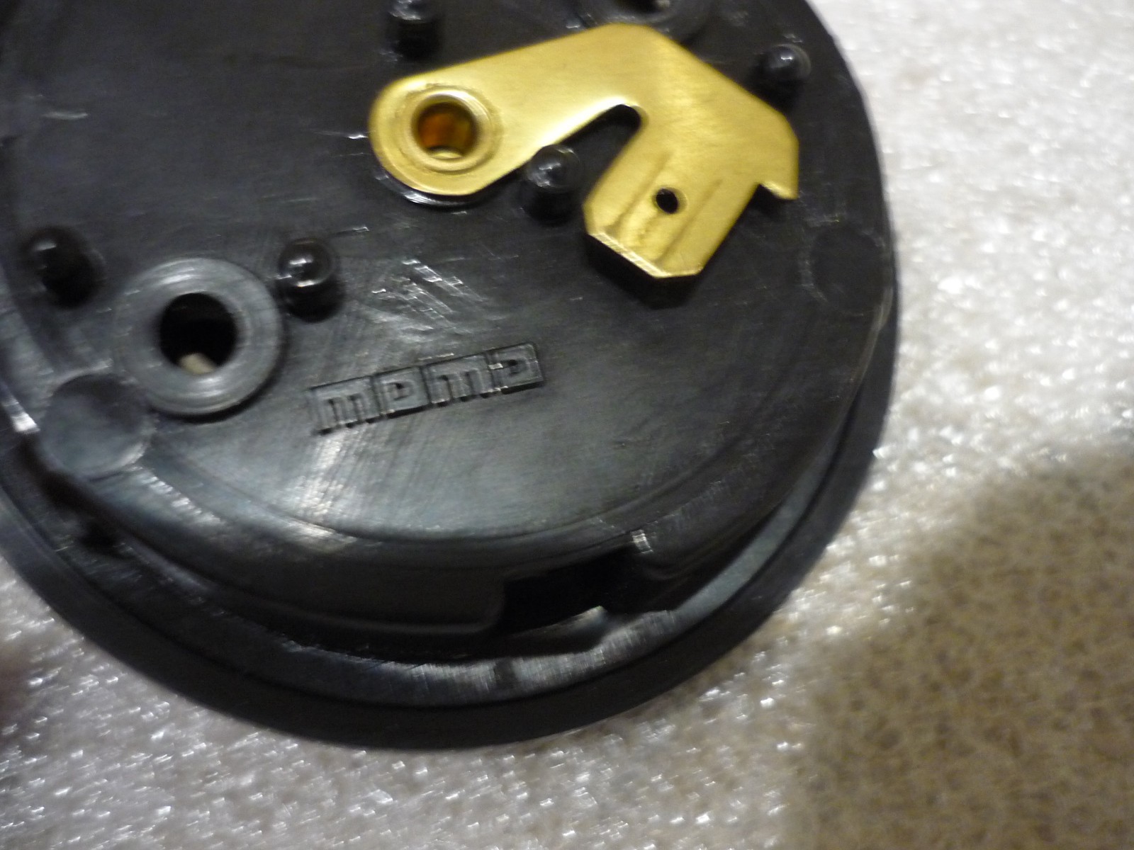 Ferrari 208,288,308,328, Many Others  -  Horn Push Button MoMo  - P/N 101071