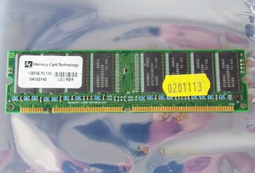 Hyundai HY57V658020BTC-10S 128MB PC100 CL3 168-pin DIMM SDRAM #2