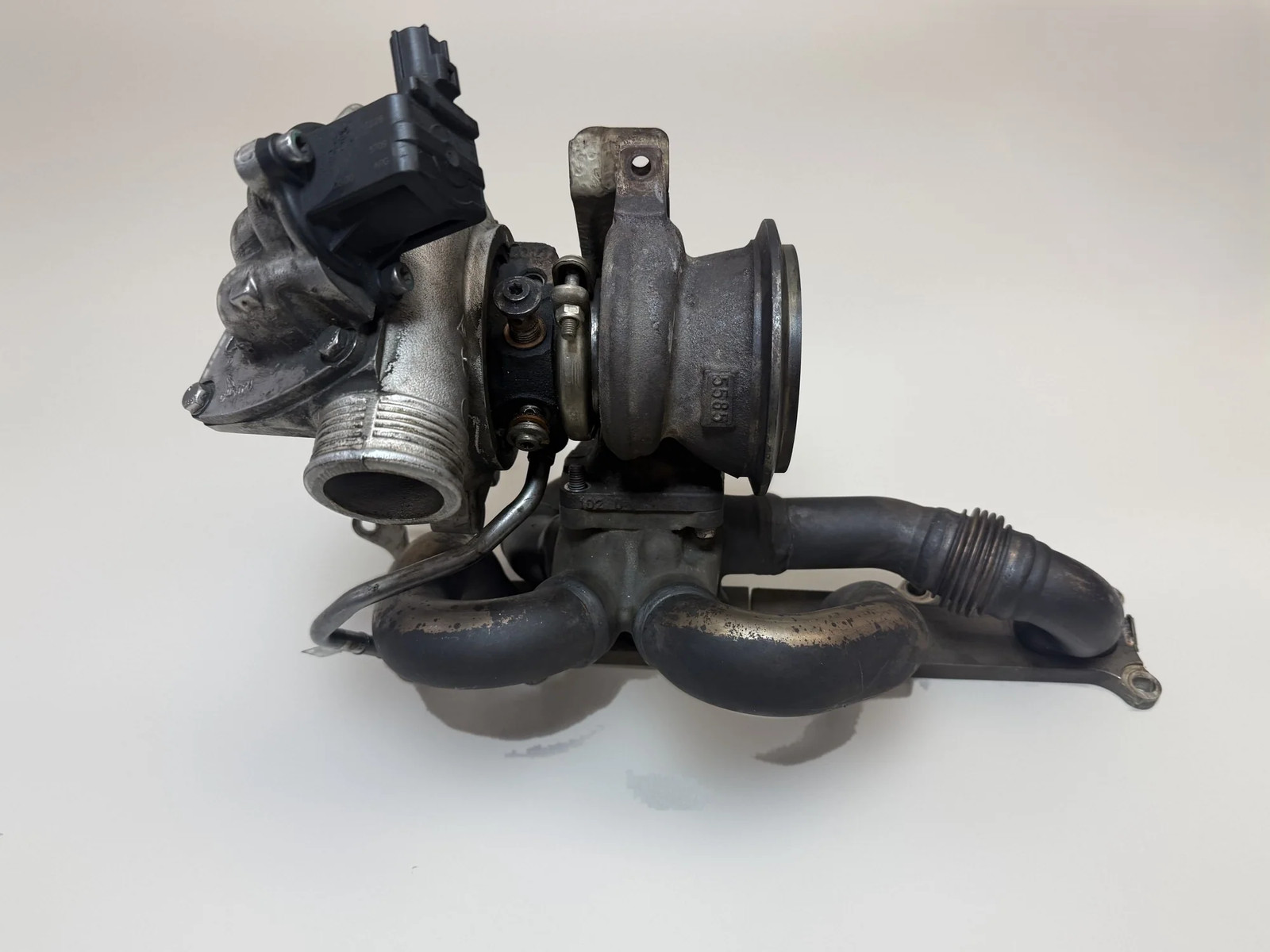 McLaren 570S 2016-2021 Right Exhaust manifold P/N 13F0545CP