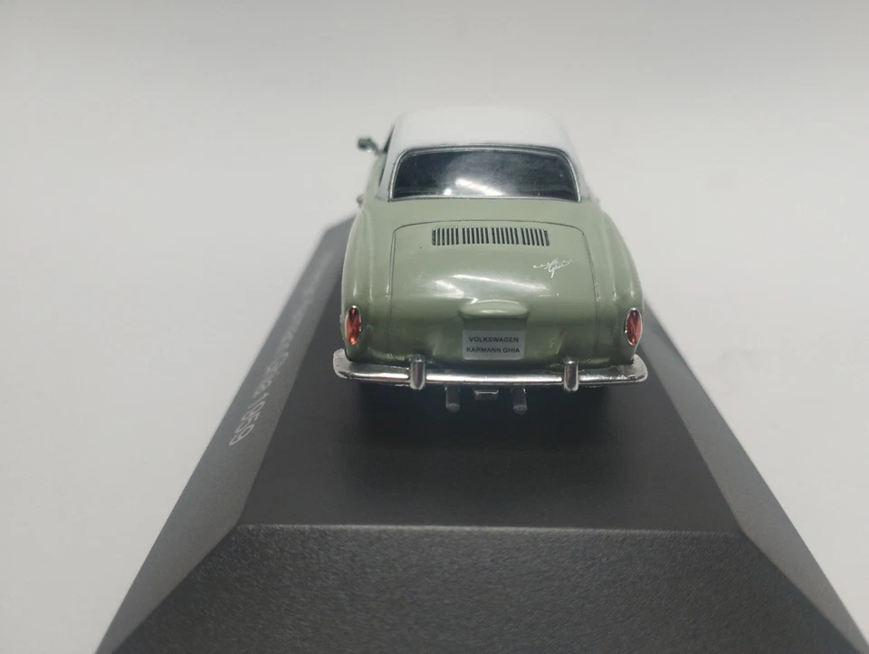 Voiture miniature 1/43 Volkswagen Karmann Ghia de 1959 - Photo 4/4