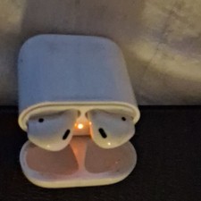 Apple AirPods Wireless Bluetooth Earbuds White with Charging Case  Mic