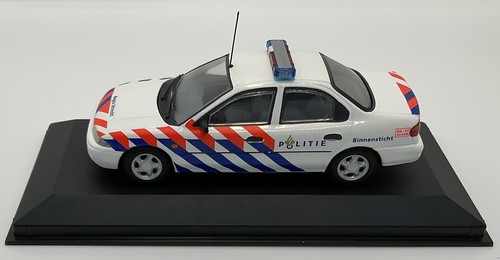 1/43 Ford Mondeo, Politie Netherlands Police, Minichamps - Picture 3 of 11