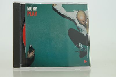 Moby PLay