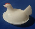 Vtg White MILK Glass ROOSTER HEN ON NEST Red Comb & Eyes Covered CANDY Dish