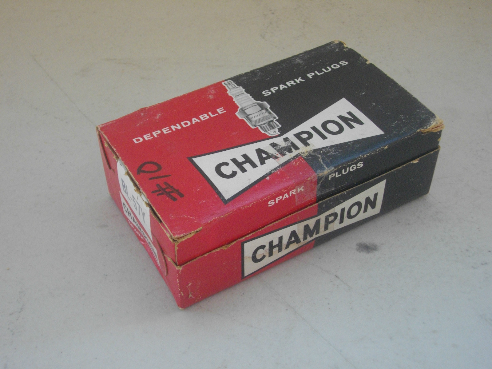 NOS Champion BL-57Y spark plug box of 10 each BL57Y