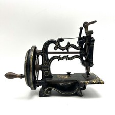 Machine À Coudre CHARLES RAYMOND Angleterre, Fin Du XIXe Siècle Vintage