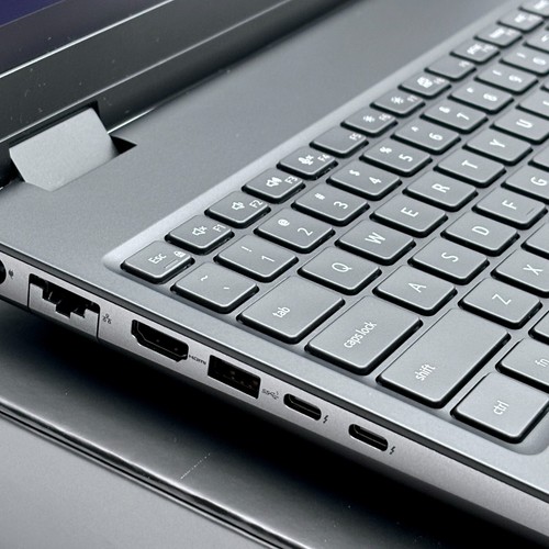 2022 DELL PRECISION 7670 - i9-12950HX 64GB RAM - 1TB SSD - WIN 11 P - Picture 6 of 12