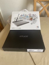 Wacom Intuos CTH-480S-ENES Graphics Tablet Pen and Touch, Small