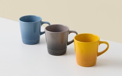 Le Creuset V Mug 330ml Stoneware Coffee Cup Flint Chambray Nectar Color Option.