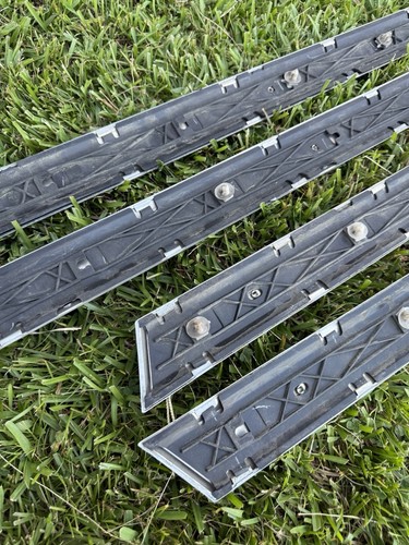 06-10 Jeep Commander Exterior Door Trim Driver Passenger Molding Set Chrome - Picture 11 of 13