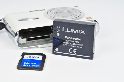 Panasonic Lumix DMC-FX01 6MP Compact Digital Camera Boxed with 256MB SD Card - Picture 7 of 10