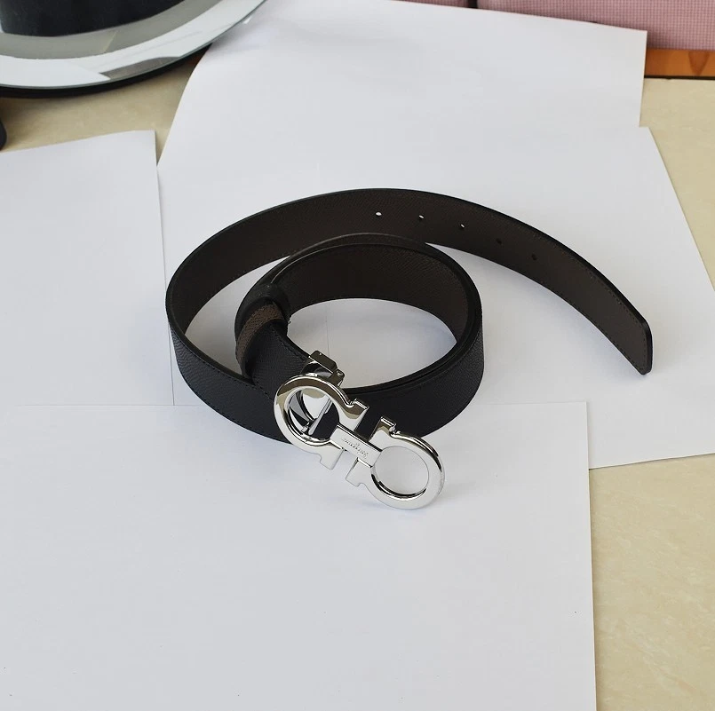 Ferragamo Cinturón Hombre Reversible/Ajustable - Acabado Plateado Gancini Hebilla 120cm Foto 2 de 4