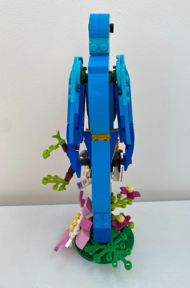 LEGO Creator 31136 Exotic Parrot, photo 4 of 5