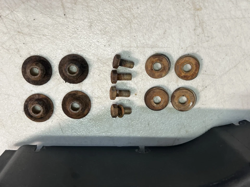 Ski Doo 2002 MXZ 380F Cylinder Shroud - Image 3 of 4