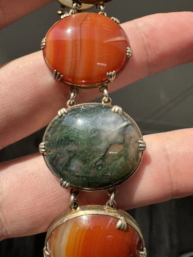 ANTIQUE VICTORIAN STERLING SILVER CARVED AGATE LINK BRACELET - Picture 2 of 7