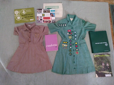 Huge lot vintage girl scout dresses uniforms badges patches pins books calendar