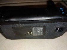 Meike MK-7D Vertical Battery Grip Holder Muti-Power For Canon 7D