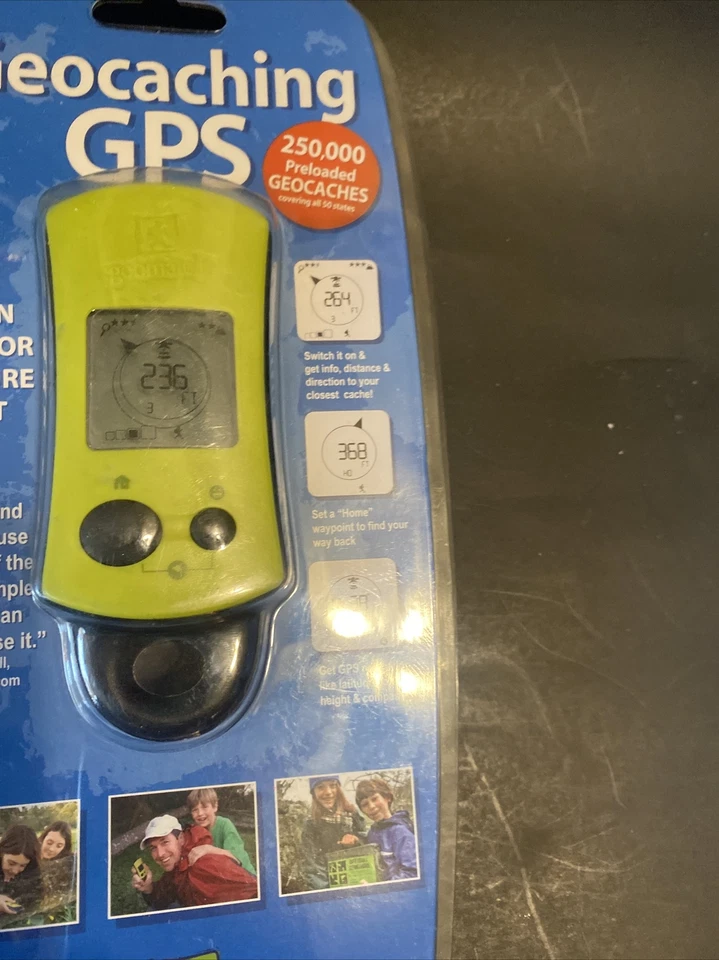 Geomate Jr Geocaching GPS Green  NEW 250k preloaded Geochaches - Image 3 of 4
