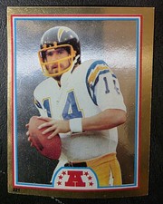 1982 Topps Dan Fouts Sticker #221 NFL AFC Vintage Chargers NM