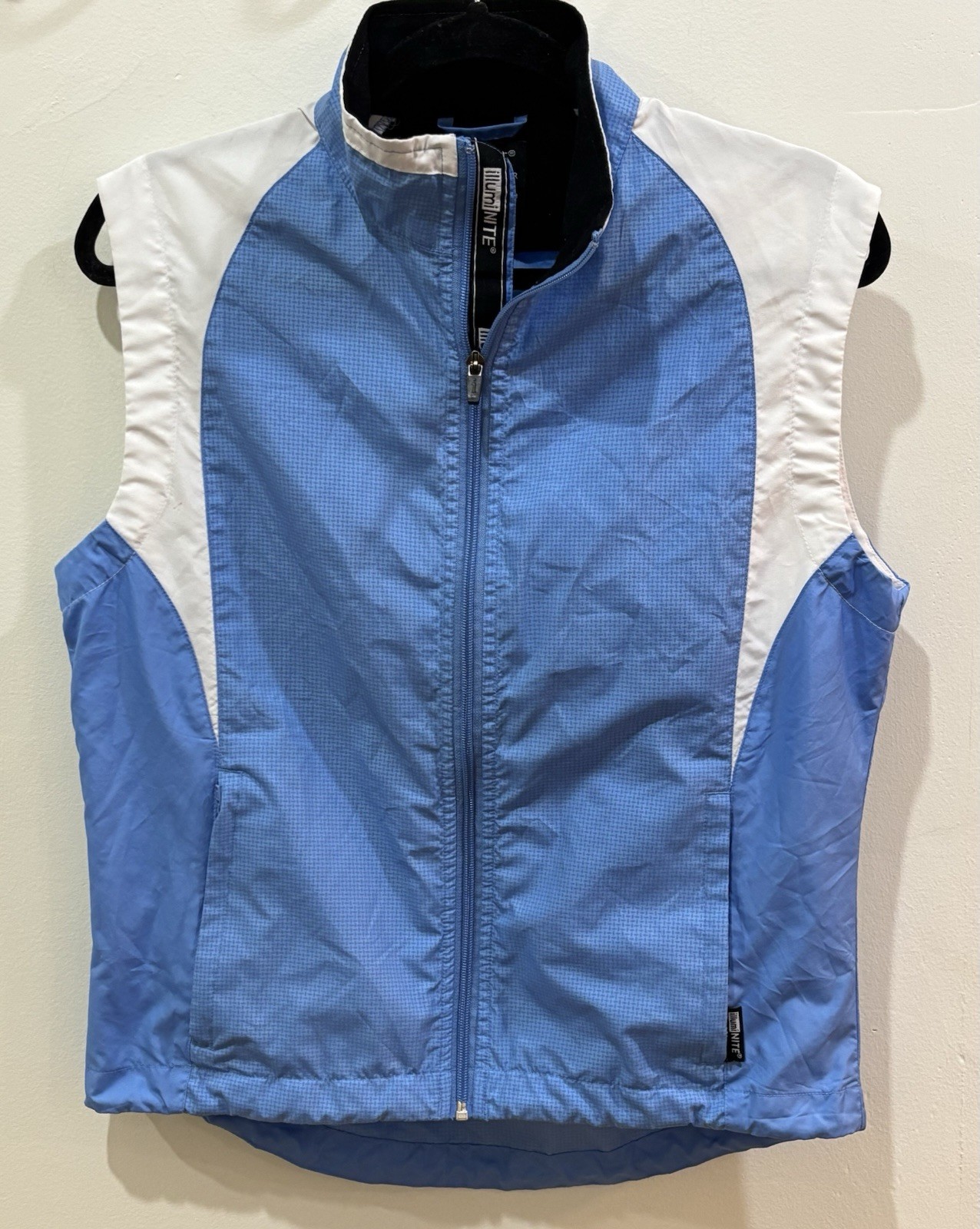 IlllumiNITE Hi-Vis Full Zip Vest Cycling Running Women’s Medium Light Blue