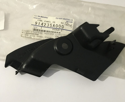 Original SUBARU FORESTER 2003-2008 Ascent KUSCHELVERKLEIDUNG SEITE RECHTS 91423SA000