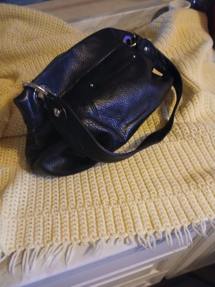 B Makowsky 复古黑色柔软鹅卵石皮革流浪汉单肩包挎包钱包大号 — 第 4/4 张图片