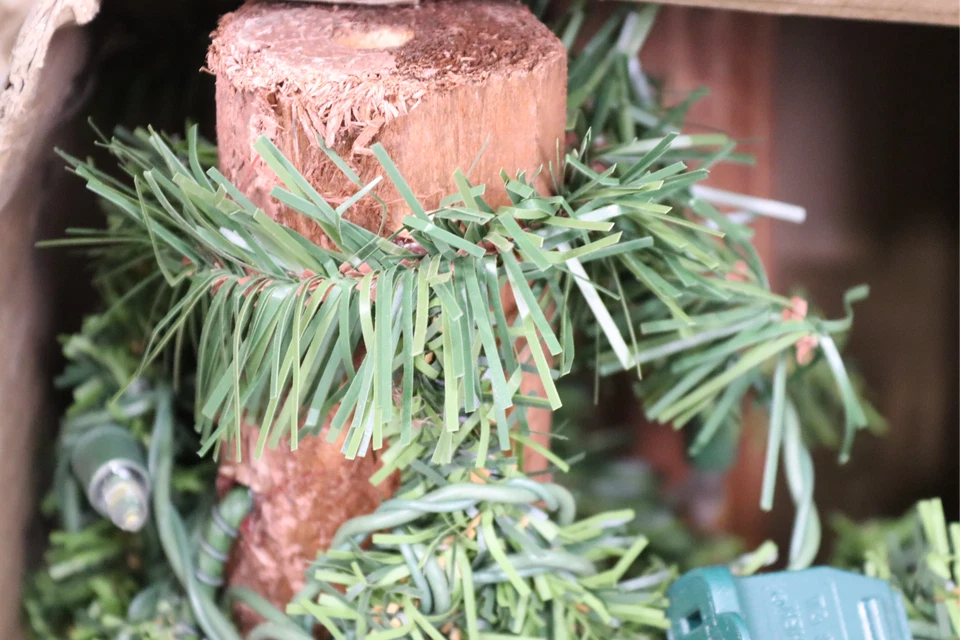 Juego de 3 árboles de Navidad artificiales alpinos naturales Vickerman 2 3 4 Foto 4 de 4