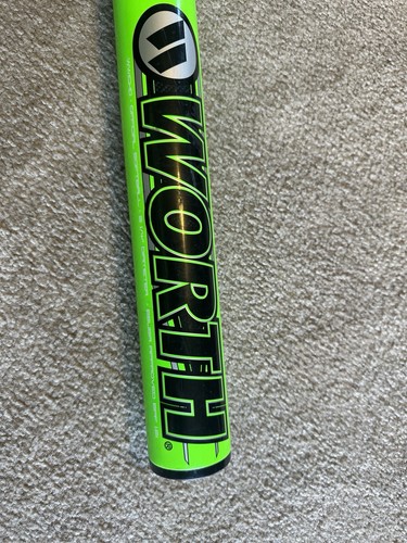Batte De Softball Worth Wicked SBW20 - 34 Pouces, 27 Oz, Diamètre 2 1/4, ASA 2004
