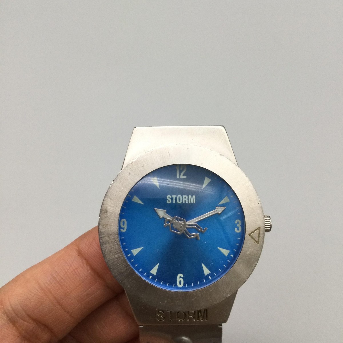 Vintage Storm Iceberg Men Watch 36mm Blue Dial Silver Tone 137497 