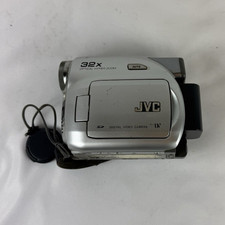 JVC GR Series MiniDV/SD Camcorder 32x Optical 800x Digital 2.5" LCD Silver