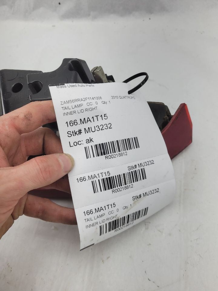 2014-2017 MASERATI QUATTROPORTE RIGHT INNER TAIL BRAKE LIGHT OEM 670009228