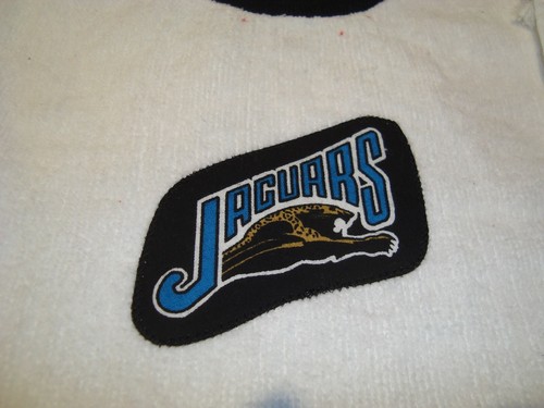Jacksonville Jaguars NFL fútbol americano hecho a mano/toalla de té babero para niños/bebé NUEVO - Imagen 2 de 4