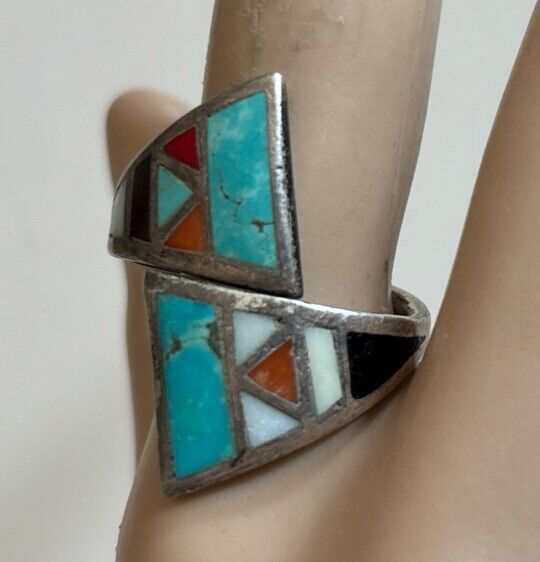 Rare Vintage Zuni Needle Coral Sterling Silver Earrings Old Rare Vintage Zuni Needle Coral Sterling Silver Earrings Old
