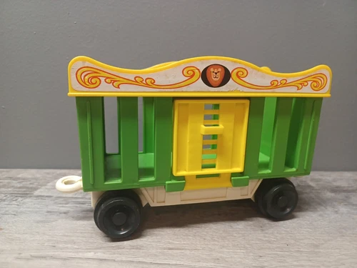 Vintage 1973 Fisher Price Little People Green Lion Train Passenger Car