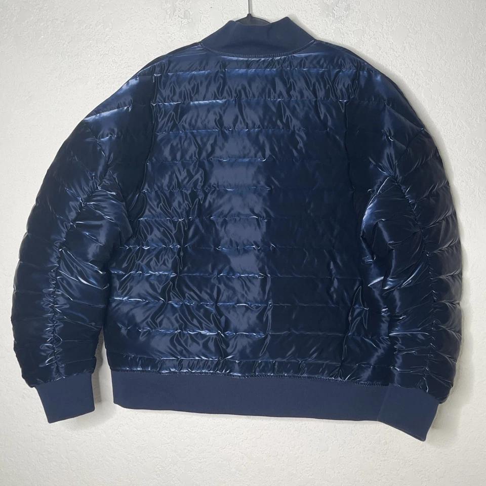 Chaqueta acolchada Karl Lagerfeld Paris Liquid Bomber para hombre talla XL azul brillante de lujo Foto 2 de 4