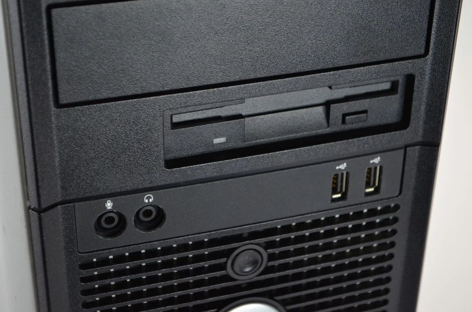 Dell OptiPlex 740 Athlon 5400B 2.8GHz 2GB Ram No HDD CDRW/DVD Desktop - Image 3 of 4