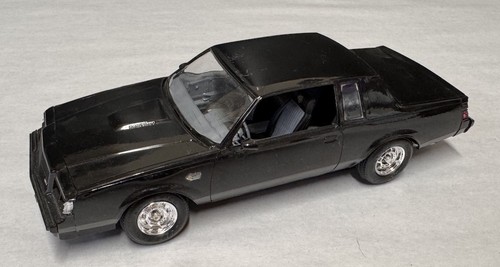1:24 REVELL MONOGRAM model car kit 1987 '87 BUICK GRAND NATIONAL Built Vtg