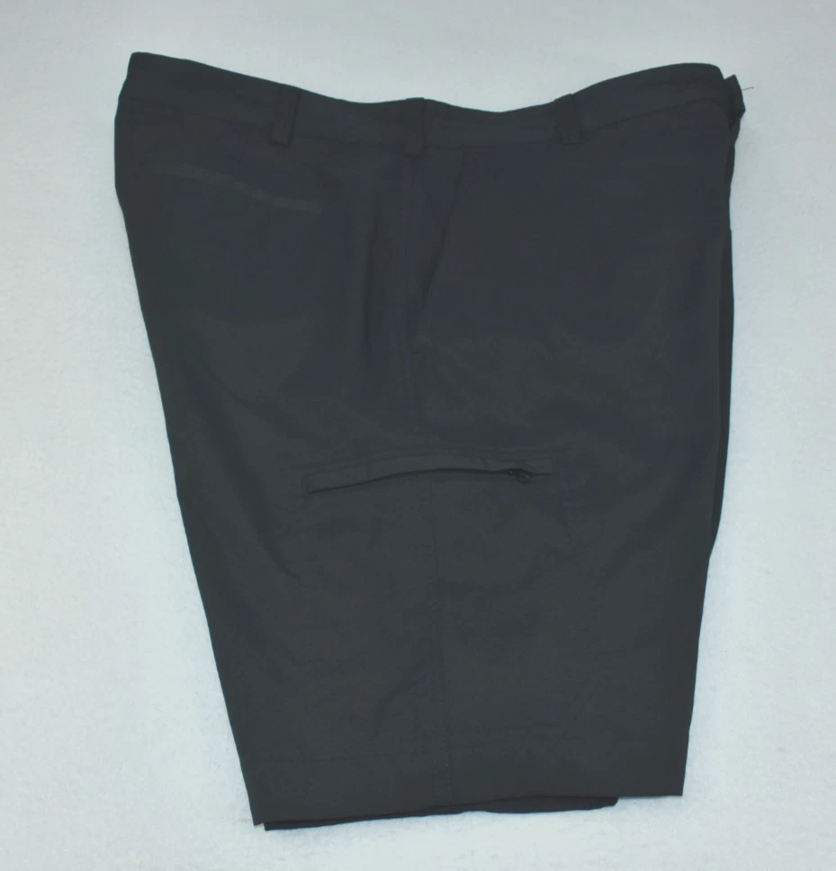 Nike Dri-Fit Golf Men Cargo Shorts Size 34x10 Black Stretch Flat Front Logo