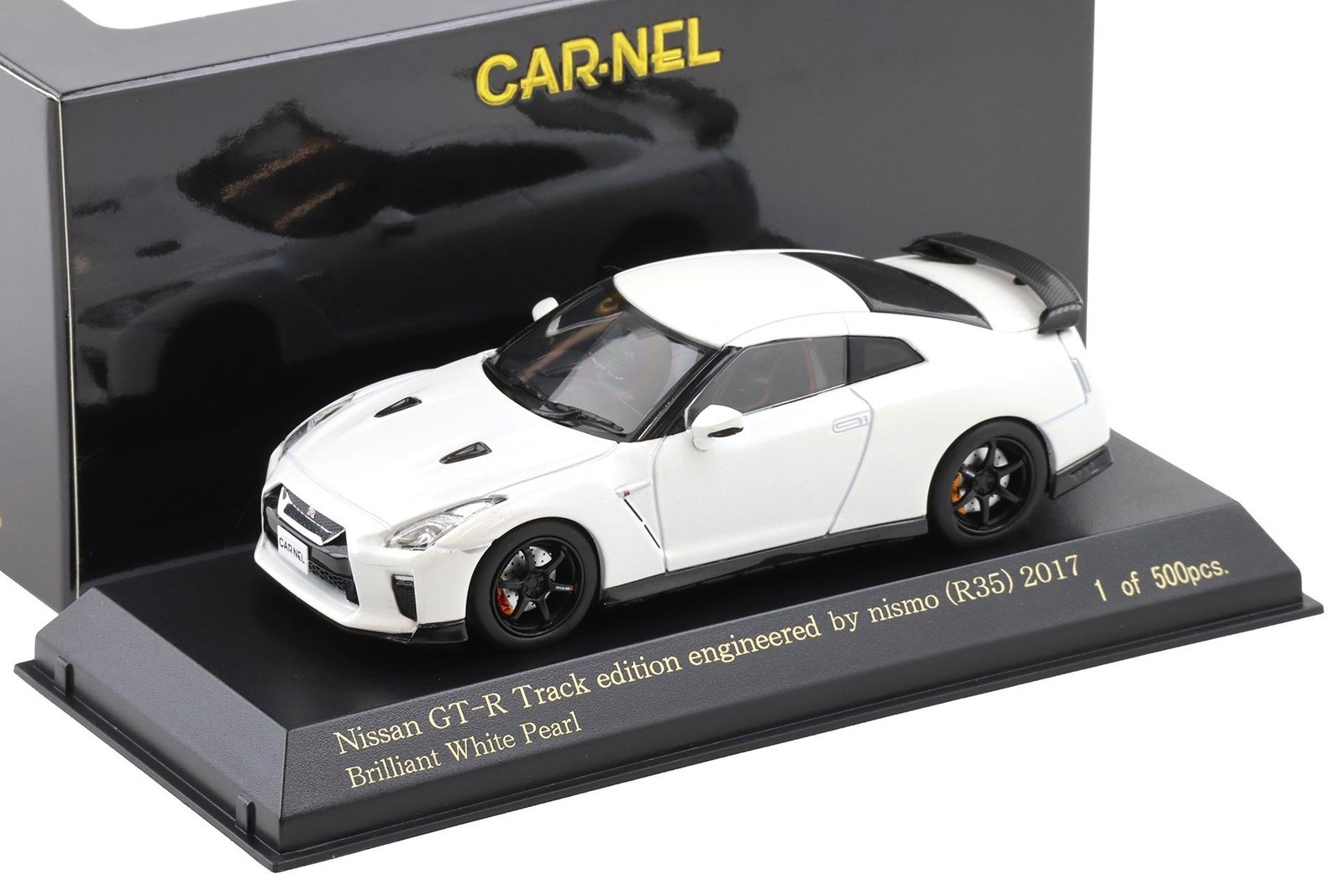 1:43 car-Nel By Kyosho Nissan R35 Track Edition By Nismo 2017 Pearl White
