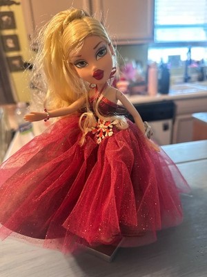 New Bratz Doll HOLIDAY COLLECTOR WINTER BALL BEAUTY CLOE Christmas 2003